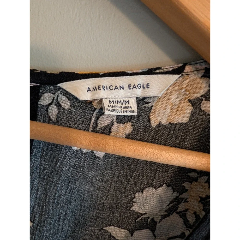 American Eagle Kimono Jumper Black Floral Viscose Sz Med Hook-Eye Front Wide Leg